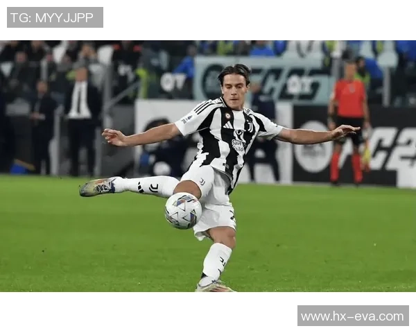 英超赛场冷门频现里昂与尤文图斯激战成平局引发热议