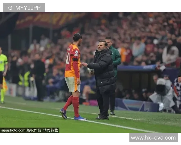 欧联杯精彩对决里昂主场大胜本菲卡乌龙球瞬间点燃全场气氛